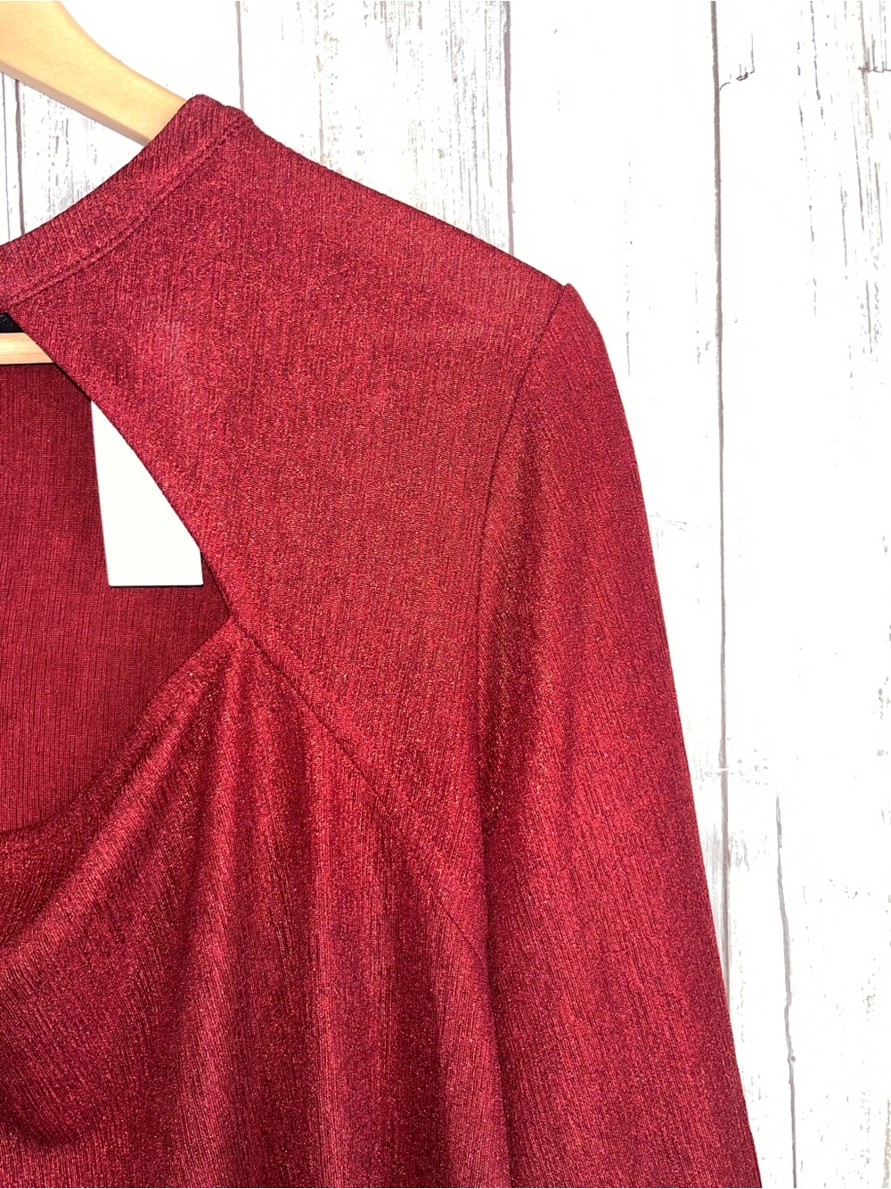 NWT Lane Bryant Metallic Red Cutout Long Sleeve Top Plus Size 18/20 - Picture 3 of 6